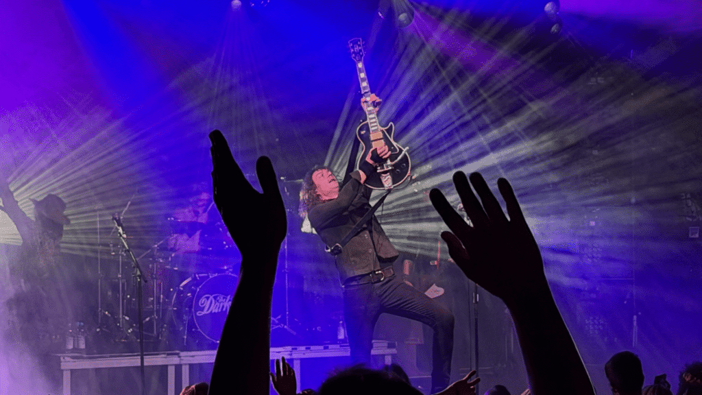 The Darkness mit Dea Matrona @ Backstage München